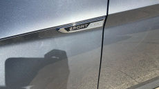 Skoda Superb 2.0 TDI CR Sport Line Plus 5dr DSG Diesel Hatchback